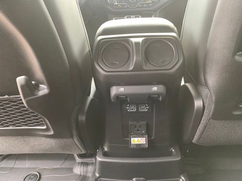 New 2025 Jeep Wrangler Unlimited Rubicon 392 image 24