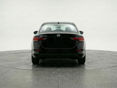 Used 2025 Nissan Sentra S image 7