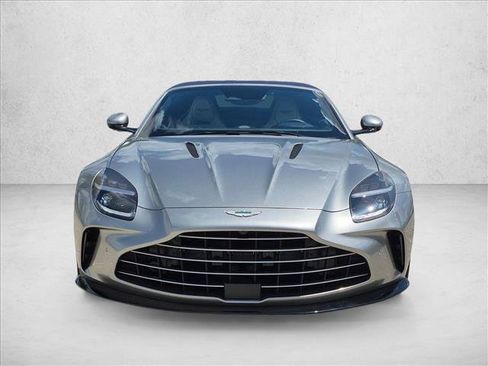 Used 2026 Aston Martin V8 Vantage Coupe RWD image 2