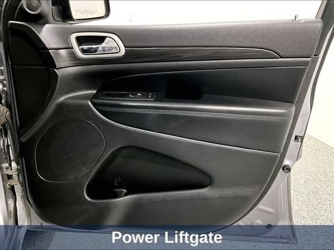Used 2021 Jeep Grand Cherokee Altitude AWD/4WD image 38