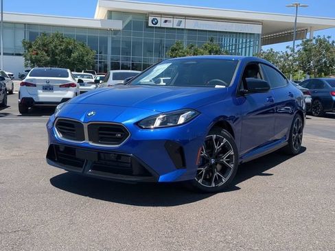Used 2025 BMW M235i xDrive AWD/4WD image 3