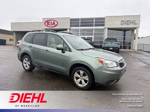 Used 2016 Subaru Forester 2.5i Premium AWD/4WD image 1