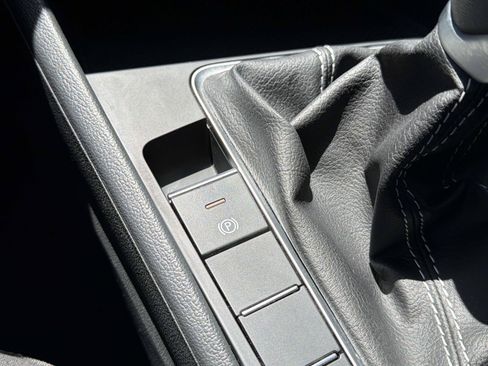 Certified 2024 Volkswagen Jetta S FWD image 23