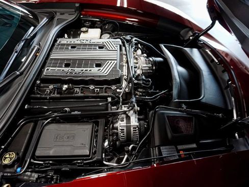 Used 2019 Chevrolet Corvette Z06 RWD image 12