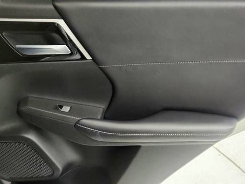 Used 2022 Mitsubishi Outlander SE AWD/4WD image 42