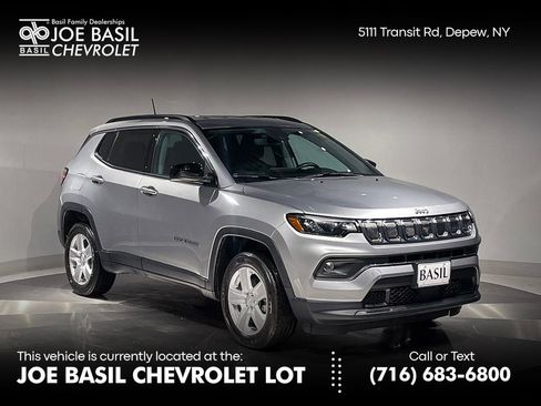 Used 2022 Jeep Compass Latitude w/ Convenience Group image 1