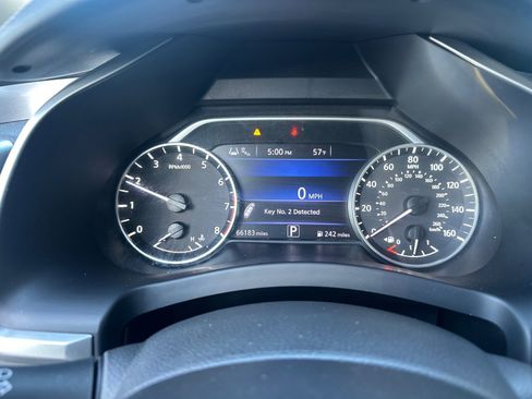 Used 2023 Nissan Murano SV image 26