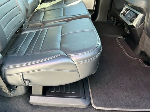 Used 2025 Ford F350 Platinum image 23