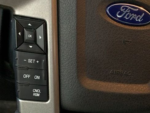 Used 2017 Ford Expedition Limited AWD/4WD image 24