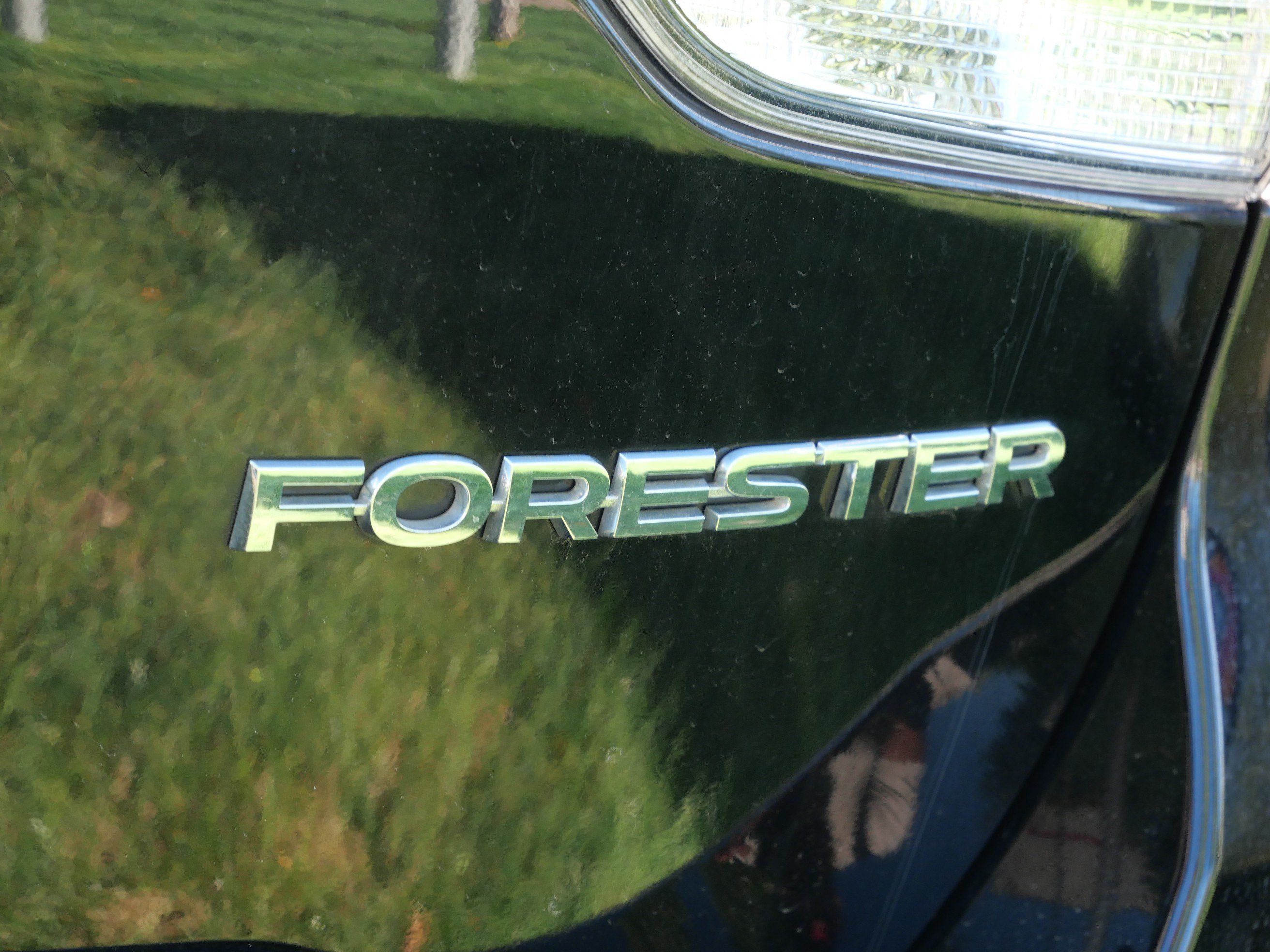 Used 2023 Subaru Forester Premium AWD/4WD image 8