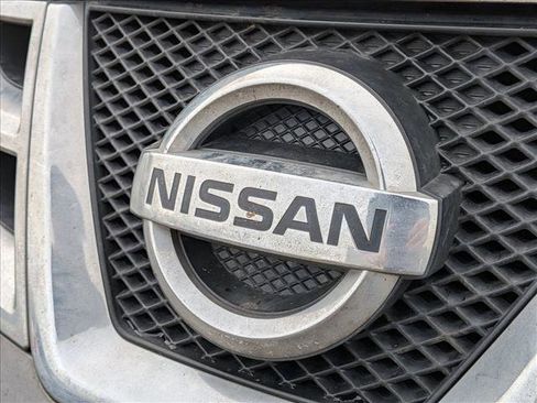 Used 2011 Nissan Rogue S image 11