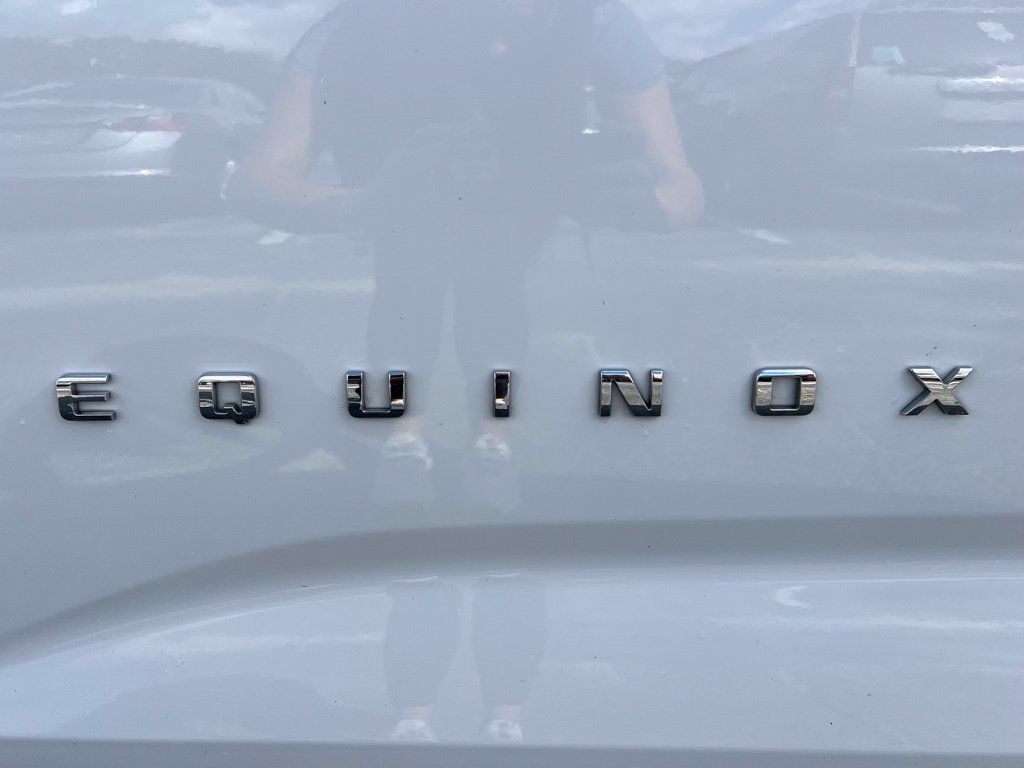 Used 2026 Chevrolet Equinox LT FWD image 7