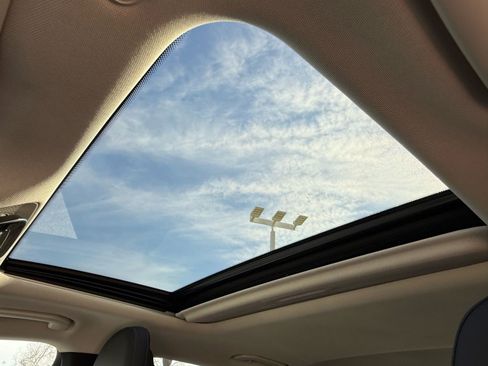 Used 2023 Mercedes-Benz C 300 Sedan image 25