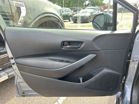 Used 2024 Toyota Corolla LE FWD image 9