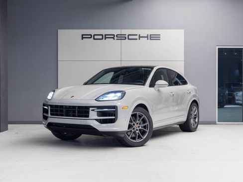 Certified 2026 Porsche Cayenne Coupe image 1