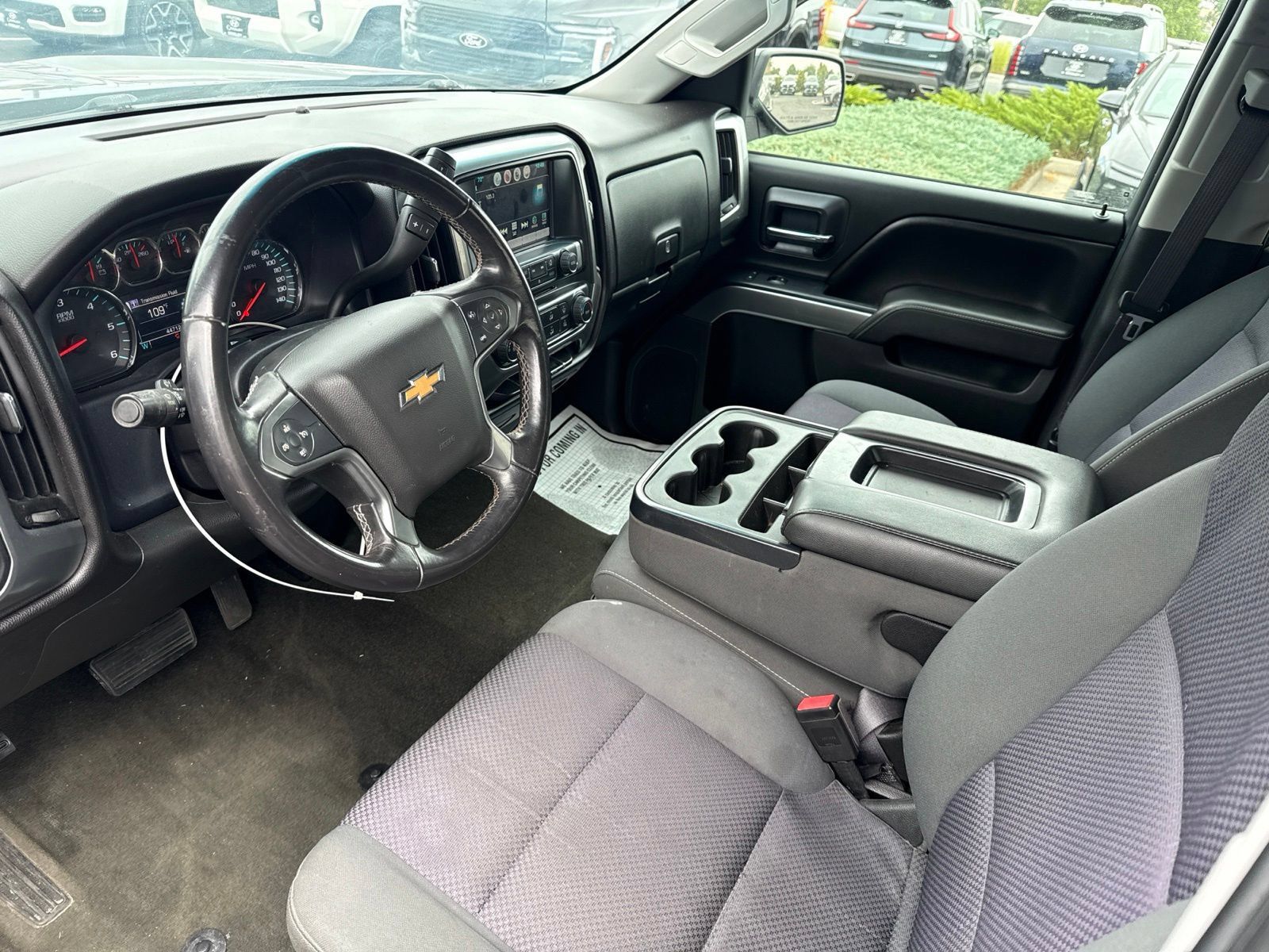Used 2016 Chevrolet Silverado 1500 LT AWD/4WD image 4