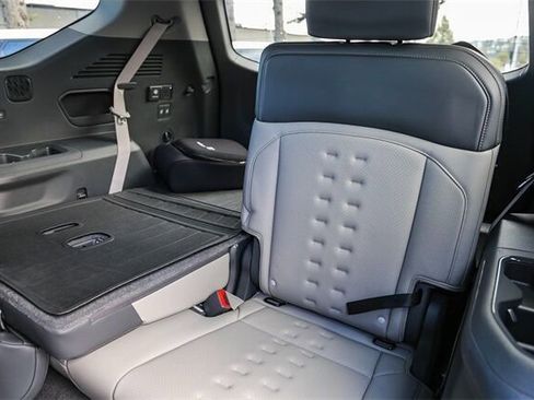 New 2026 Kia EV9 Wind image 17