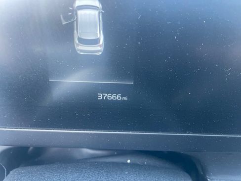 Used 2025 Kia Sportage LX FWD image 5