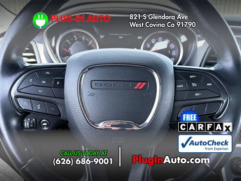 Used 2019 Dodge Challenger SXT RWD image 15
