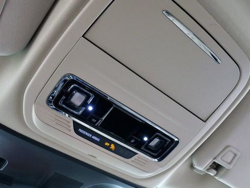Used 2021 Lincoln Corsair AWD w/ Equipment Group 101A image 33