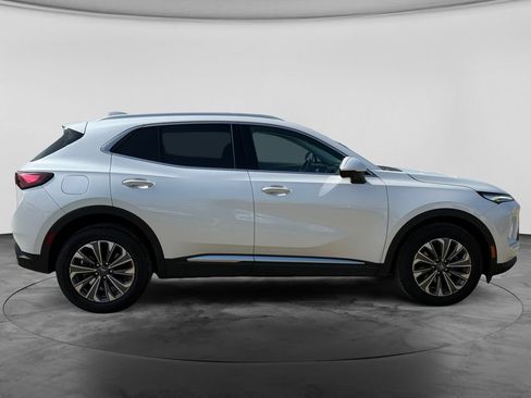 Used 2024 Buick Envision Preferred AWD/4WD image 10