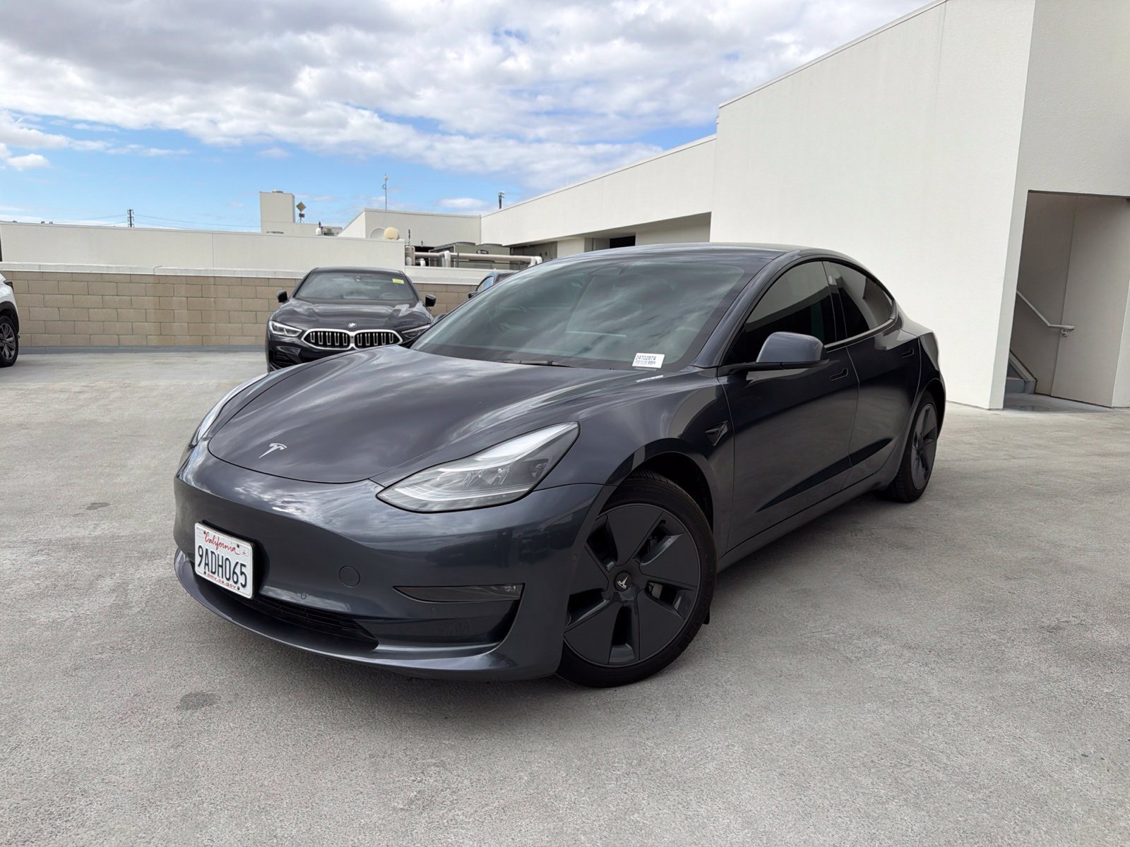 Used 2022 Tesla Model 3 Long Range AWD/4WD image 3