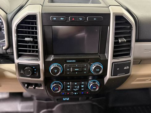 Used 2019 Ford F250 Lariat w/ Chrome Package AWD/4WD image 20