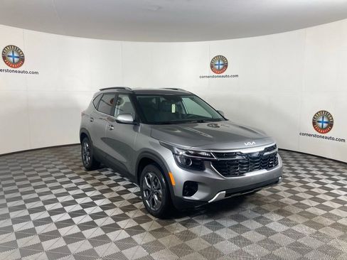 Certified 2024 Kia Seltos S image 17