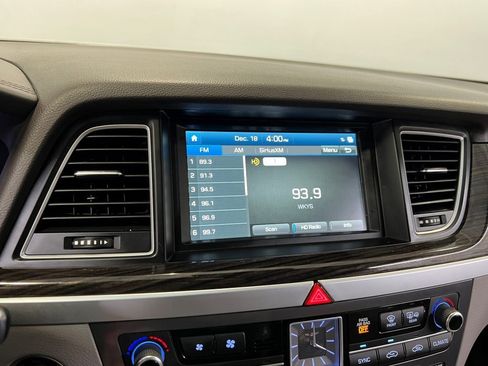 Used 2018 Genesis G80 3.8 image 40