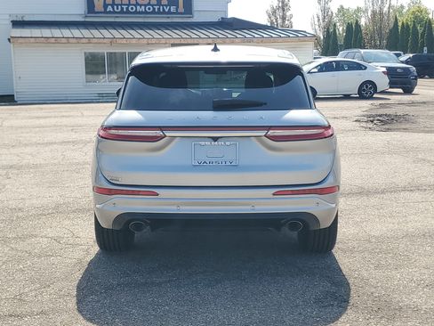 Used 2024 Lincoln Corsair AWD w/ Equipment Group 101A image 5