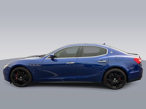 Used 2017 Maserati Ghibli S Q4 AWD/4WD image 4