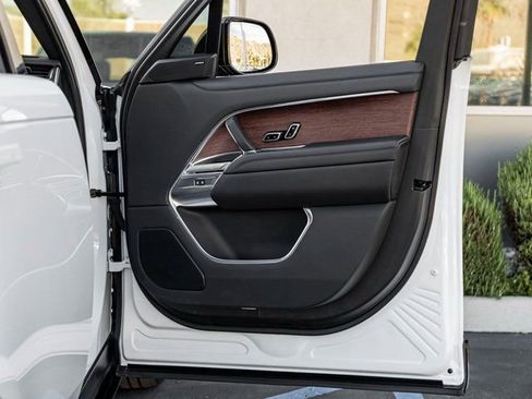 Used 2023 Land Rover Range Rover SE AWD/4WD image 27