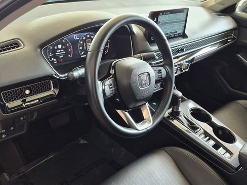Used 2024 Honda Civic Touring image 9