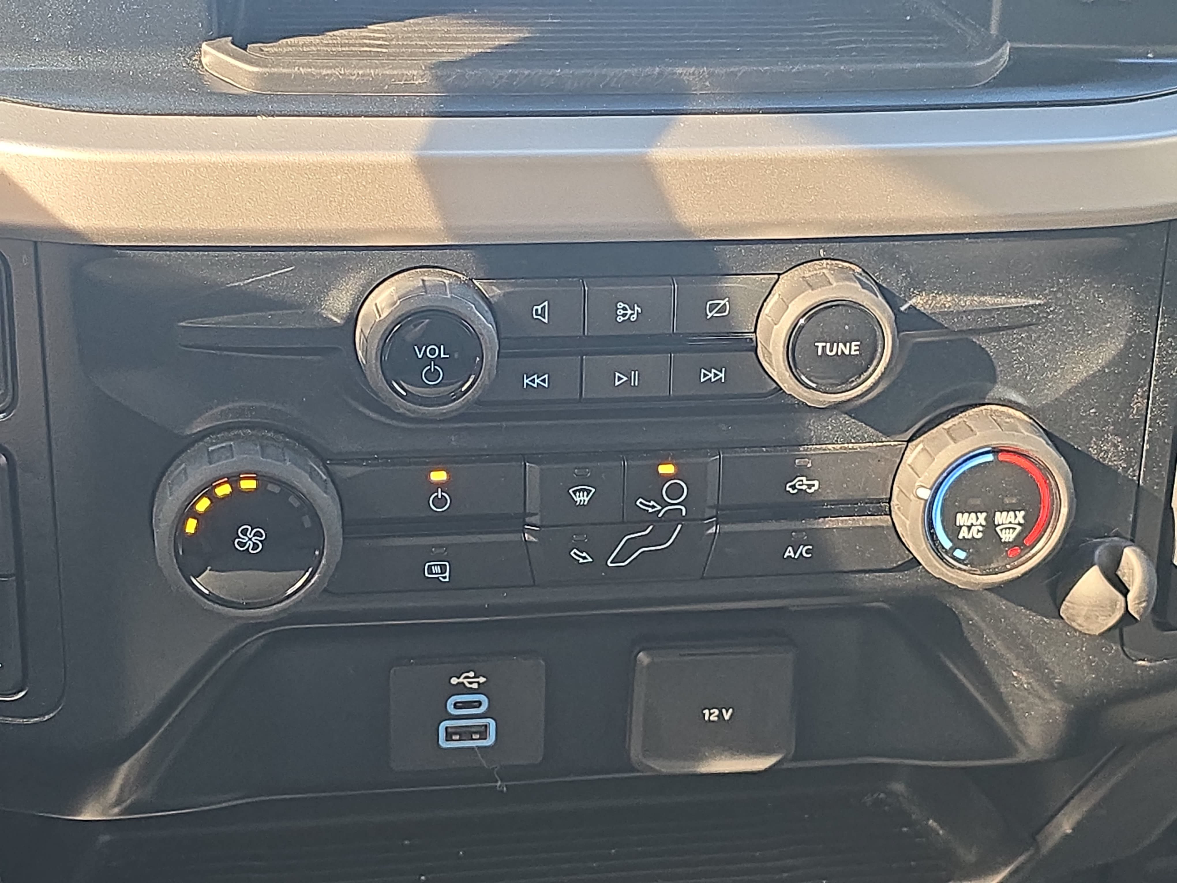 Used 2024 Ford F250 XL AWD/4WD image 22