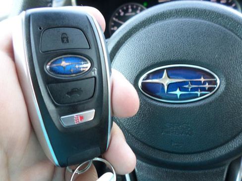 Used 2022 Subaru Legacy Limited image 37