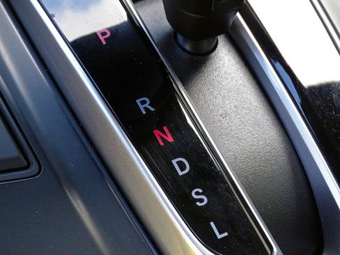 Used 2017 Honda CR-V EX image 22