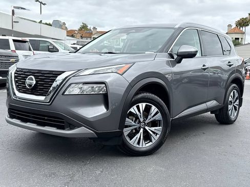 Used 2021 Nissan Rogue SV w/ Premium Package AWD/4WD image 2
