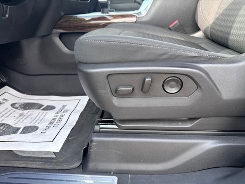 Used 2023 GMC Sierra 1500 Elevation w/ Preferred Package image 15