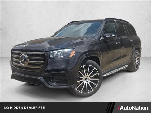 New 2026 Mercedes-Benz GLS 580 4MATIC image 1