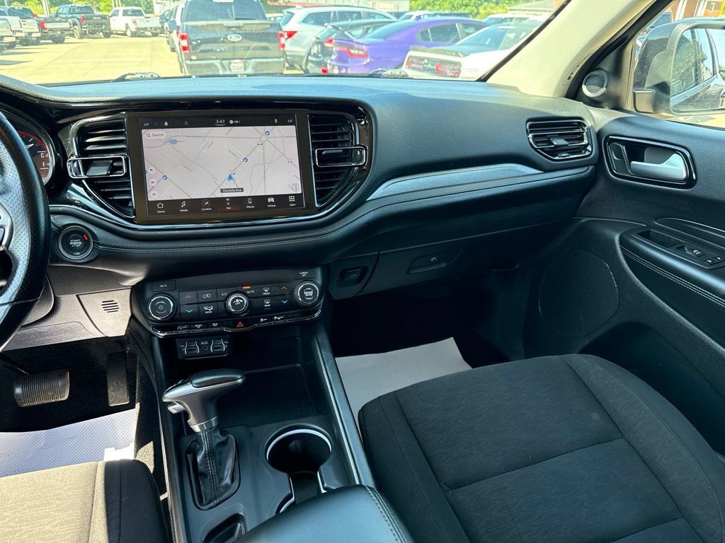 Used 2021 Dodge Durango SXT AWD/4WD image 12