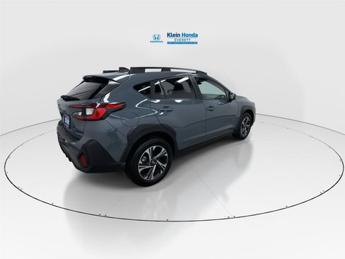Used 2024 Subaru Crosstrek 2.0i Premium w/ Popular Package #4 AWD/4WD image 2