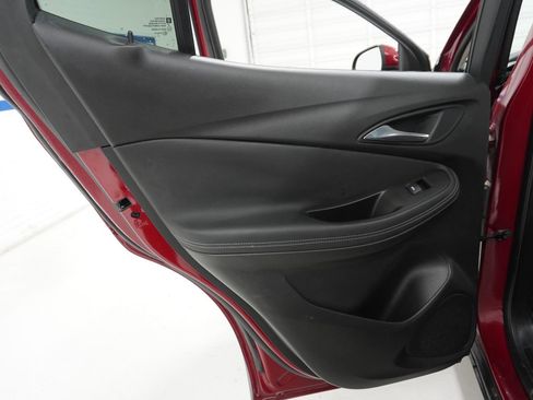 Used 2021 Buick Encore GX Select image 32