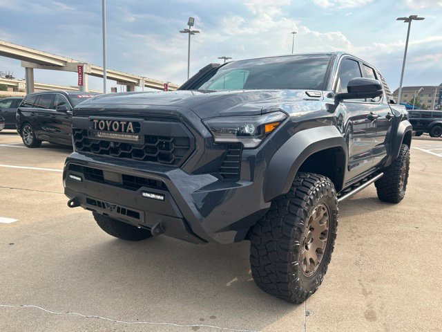 Used 2025 Toyota Tacoma 4x4 Double Cab Hybrid image 4