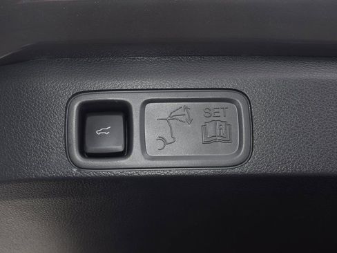 Used 2024 Lincoln Navigator Black Label image 11