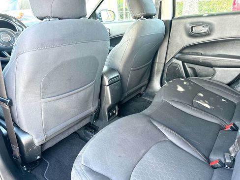 Used 2019 Jeep Compass Sport FWD image 24