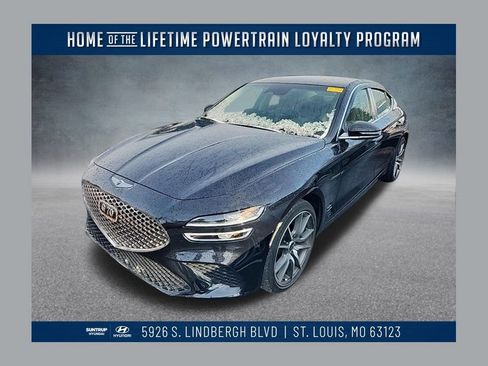 Used 2022 Genesis G70 3.3T image 1