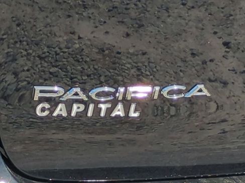 New 2026 Chrysler Pacifica Select image 37