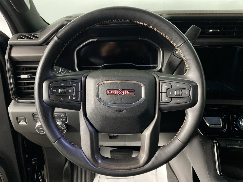 Used 2024 GMC Sierra 2500 AT4 w/ Technology Package AWD/4WD image 14