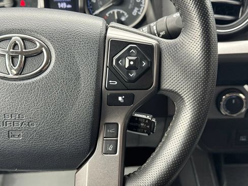 Certified 2023 Toyota Tacoma SR5 AWD/4WD image 29