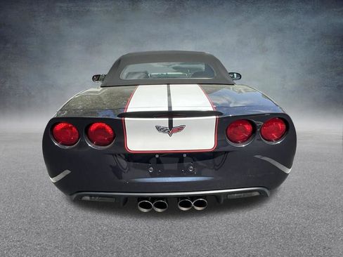 Used 2013 Chevrolet Corvette Convertible w/ 3LT Preferred Equipment Group image 3